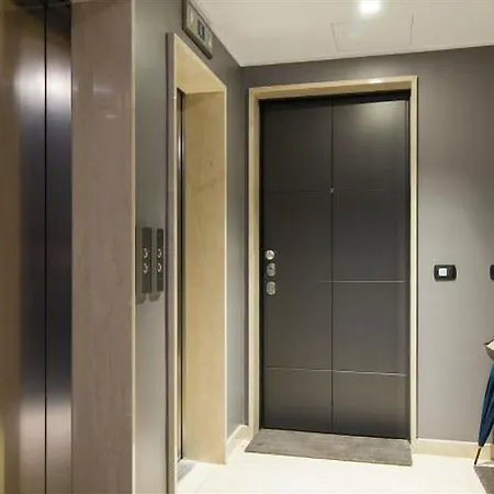 Campanini Apartment Milan