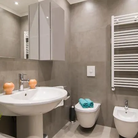 Campanini Apartment Milan